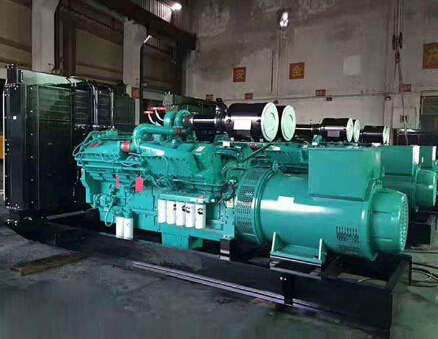 龙华山办事处科克400kw大型柴油发电机组